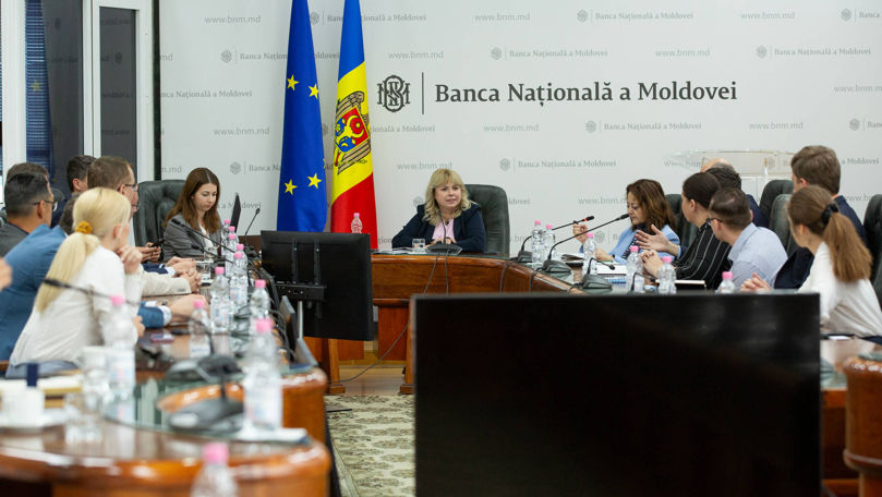 Anca Dragu, în discuții cu membrii Asociației Investitorilor din România