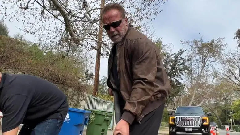 Arnold Schwarzenegger face apel la americani să ia măsuri pentru mediu