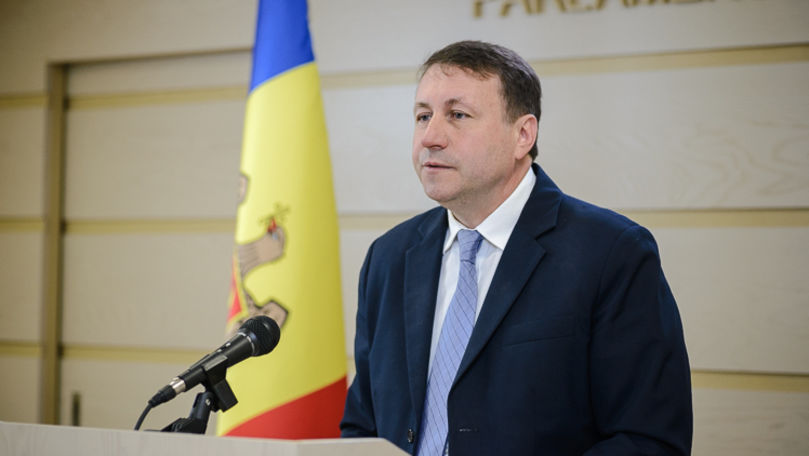 Munteanu: Aderarea trebuie să înceapă cu un guvern mai performant