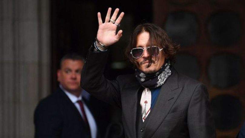 Johnny Depp: Am decis să divorţez când a făcut-o în patul conjugal