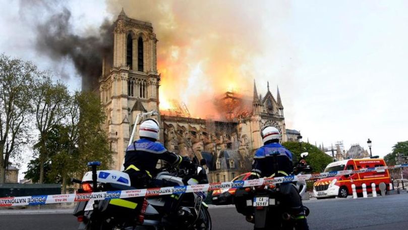 Musulmanii sunt îndemnați să participe la reconstrucţia Notre-Dame