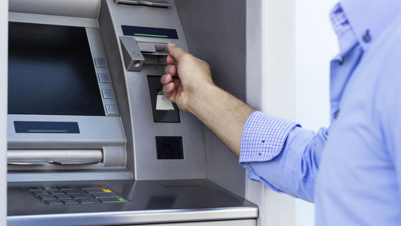 Grecia: Retragerile de bani de la bancomate vor fi gratuite