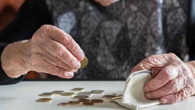 Pe lângă indexarea pensiilor, Guvernul a decis și o majorare de 1,92 lei