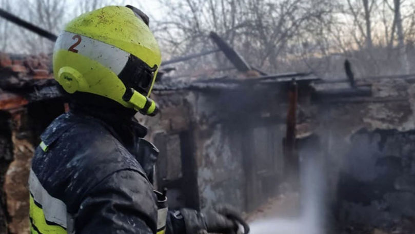 В Сынжерейском районе 81-летний мужчина получил ожоги при пожаре из-за газового баллона.