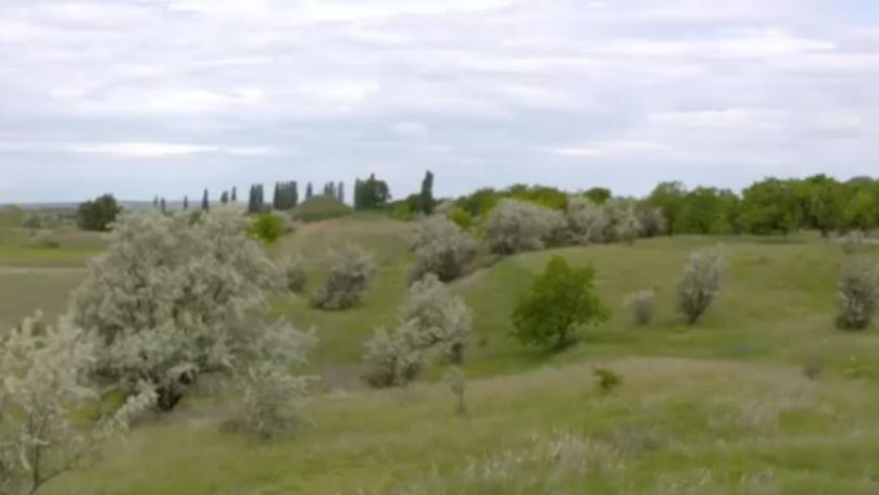 O sută de movile: Cele mai frumoase monumente naturale din Moldova