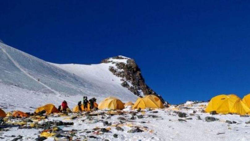 Sute de cadavre ies la iveală, pe Everest, din cauza încălzirii globale