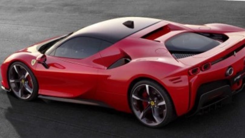 Cel mai puternic Ferrari se numește SF90 Stradale și dezvoltă 987 CP