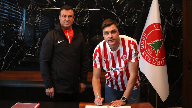 Alexandru Epureanu a semnat pe șase luni cu Umraniyespor