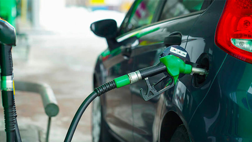 Ieftinirea carburanților continuă: Cât vor costa benzina și motorina