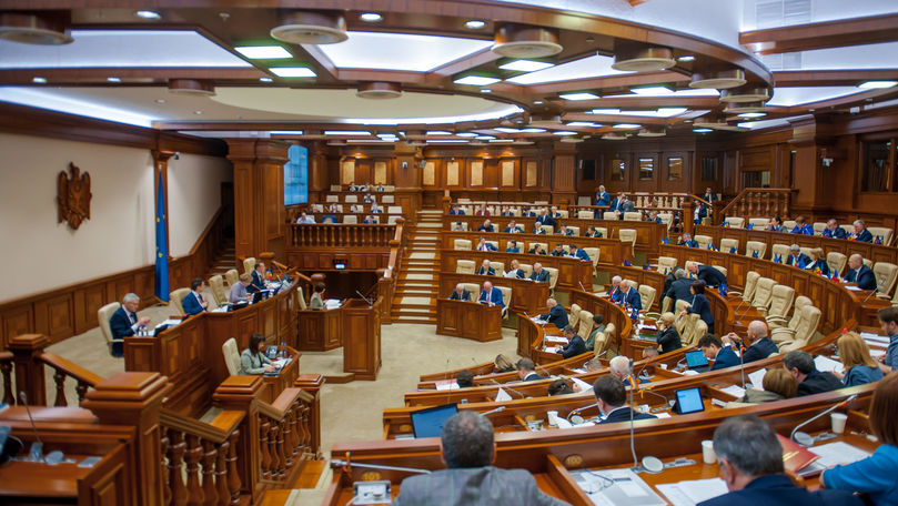 Deputații PAS nu vor participa la ședința de astăzi a Parlamentului