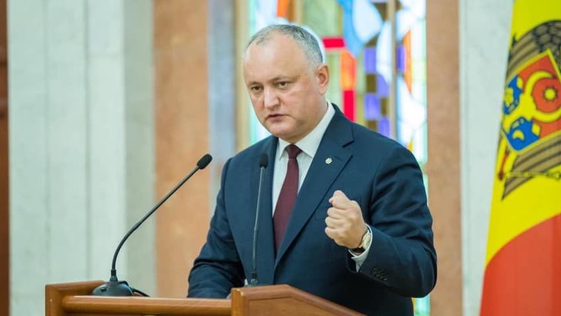 DW: Igor Dodon izolează Moldova și o bagă în colaps