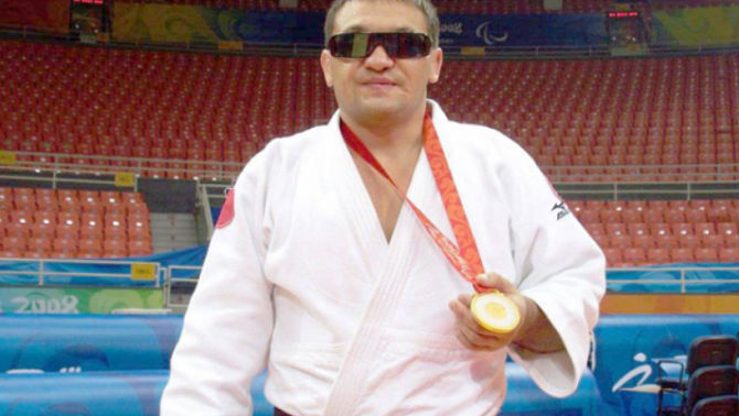 Destinul lui Oleg Crețul: A rămas orb și a pierdut familia în accident