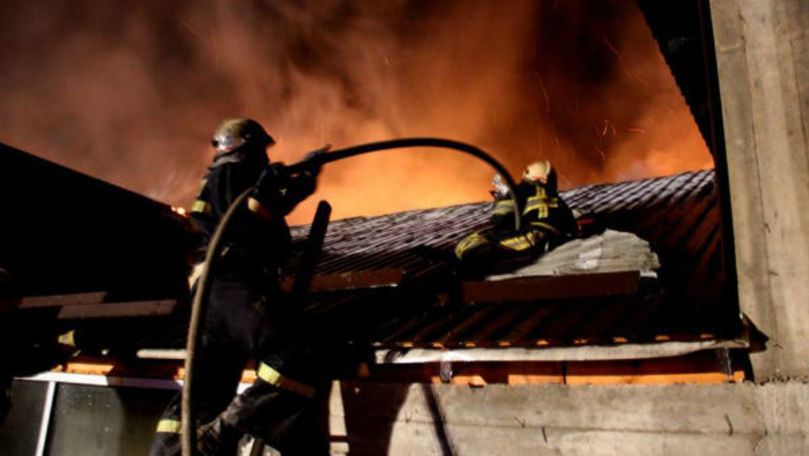 Incendiu într-o casă din Tiraspol: Pompierii, alertați de un minor
