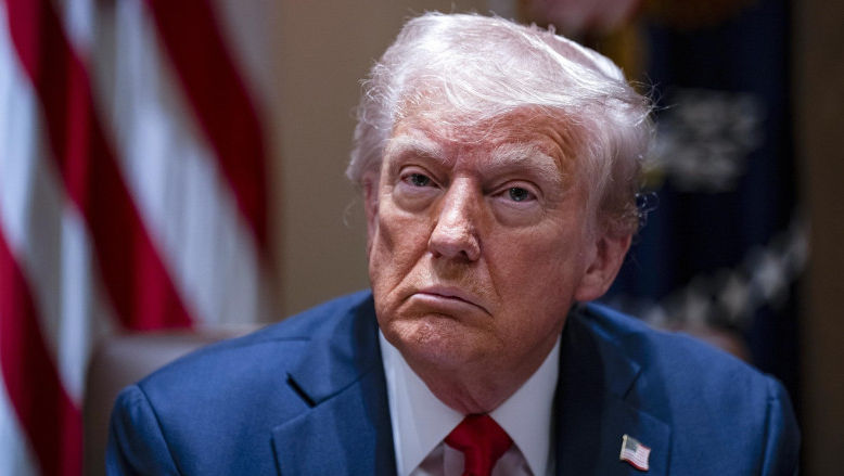Trump s-a răzgândit și declară că Zelenski nu trebuie să atace Moscova