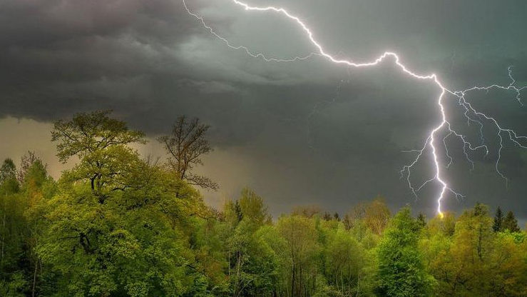 Meteo 24 mai 2025: Averse cu descărcări electrice în sudul R. Moldova