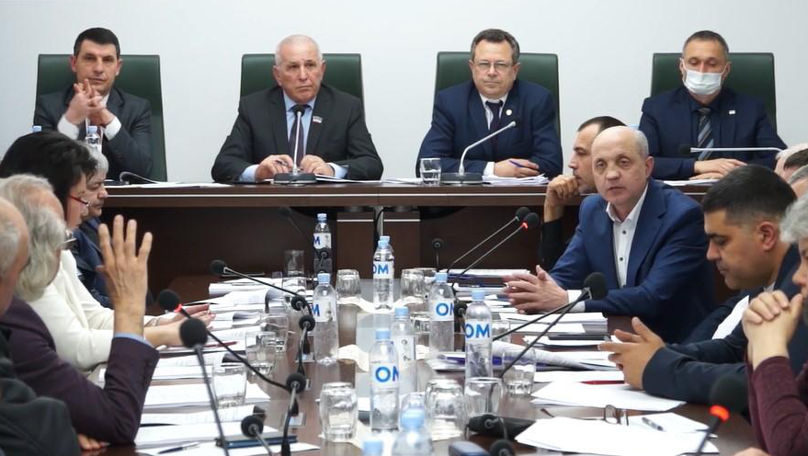 Решение Гагаузии носить георгиевскую ленту оспорят в суде: депутатам грозит тюрьма.