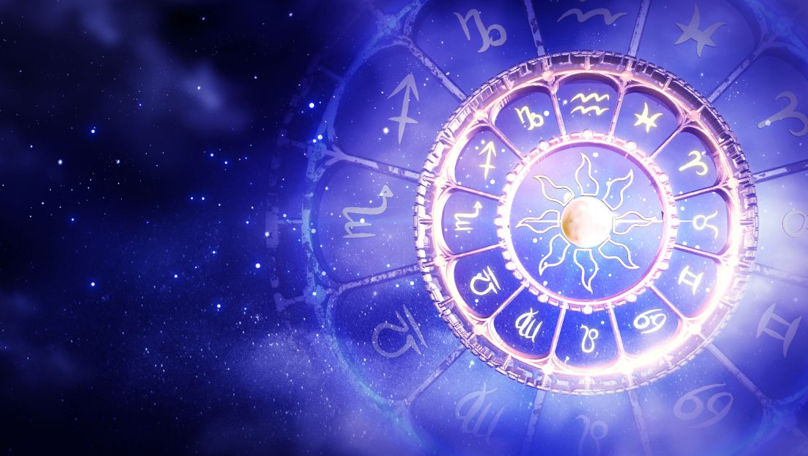 Horoscop 24 noiembrie 2023: O întâlnire va schimba viața unei zodii