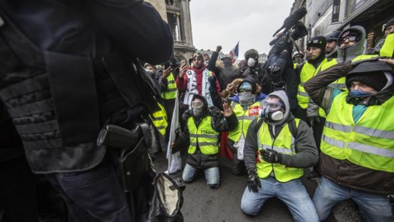 Proteste în Franța: Soldaţii ar putea deschide focul