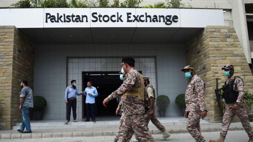 Pakistan: Indivizi înarmați cu grenade au atacat sediul Bursei de Valori