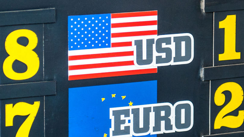 Curs valutar 15 iunie 2025: Cât valorează un euro și un dolar