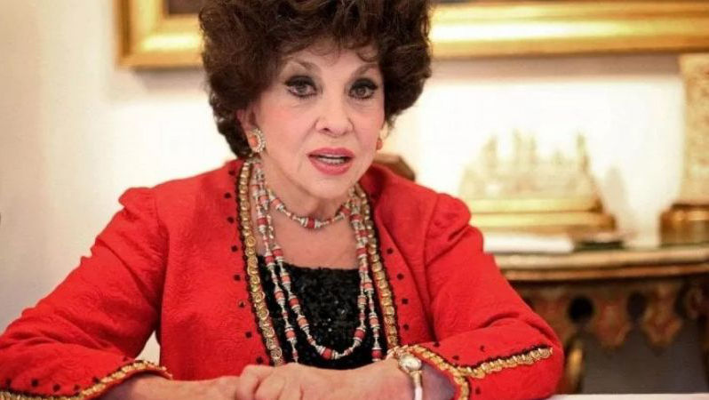 O actriță de 95 de ani vrea să candideze pentru Senatul Italiei