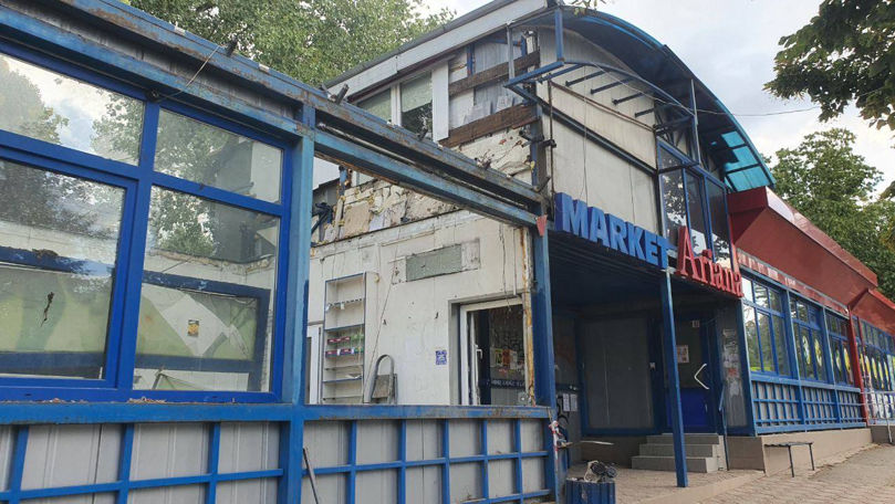În sectorul Botanica al Capitalei sunt demolate pavilioanele comerciale