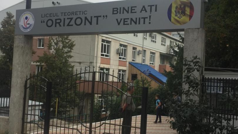 Încă 4 profesori turci expulzați în septembrie își așteaptă verdictul