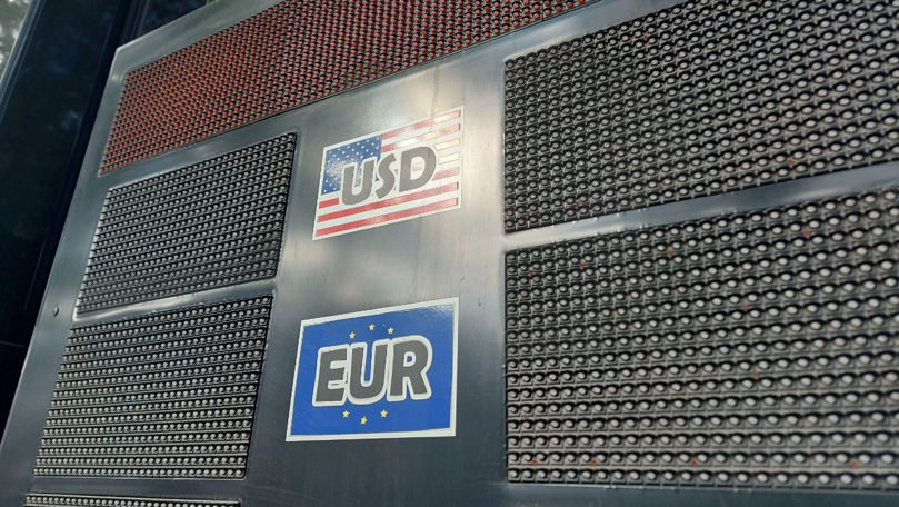 Curs valutar 21 ianuarie 2024: Cât valorează un euro și un dolar