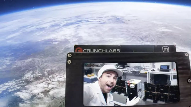 Vrei un selfie cu Pământul? Un YouTuber își lansează propriul satelit