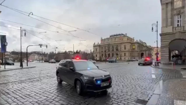Morți și răniți în urma unui atac armat la o universitate din Praga