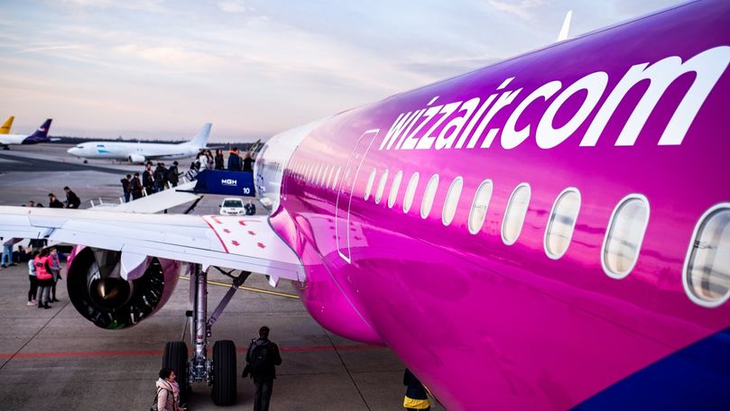 Panică pe un aeroport din Ungaria: Un avion cu români a luat foc