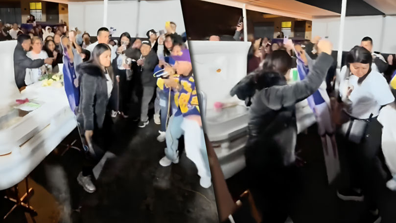 Peru: O văduvă, filmată în timp ce dansa pe sicriul deschis al soțului