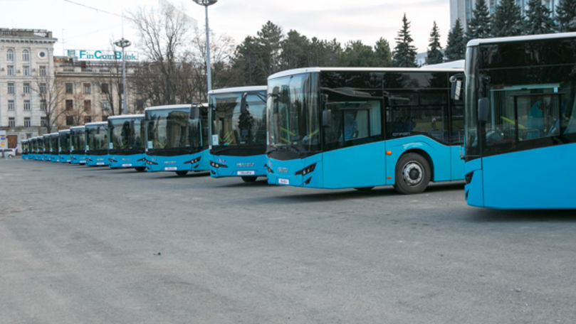 Cele 25 de autobuzele noi vor circula de astăzi pe străzile Capitalei