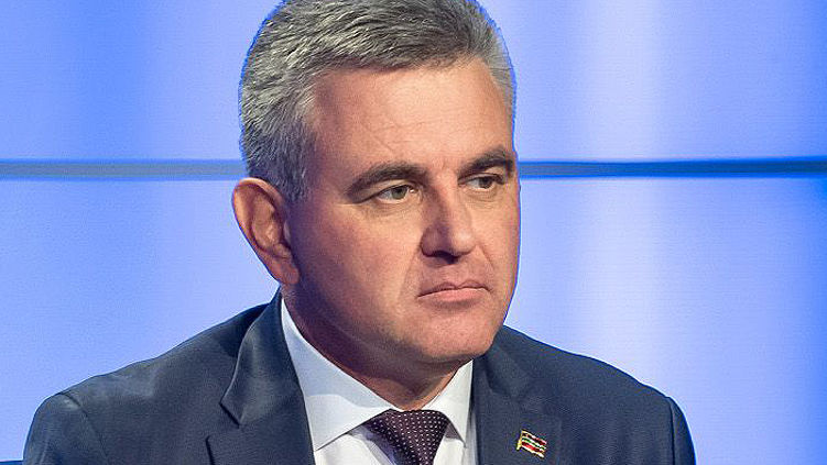 Красносельский: Cледы нападений ведут на Украину.