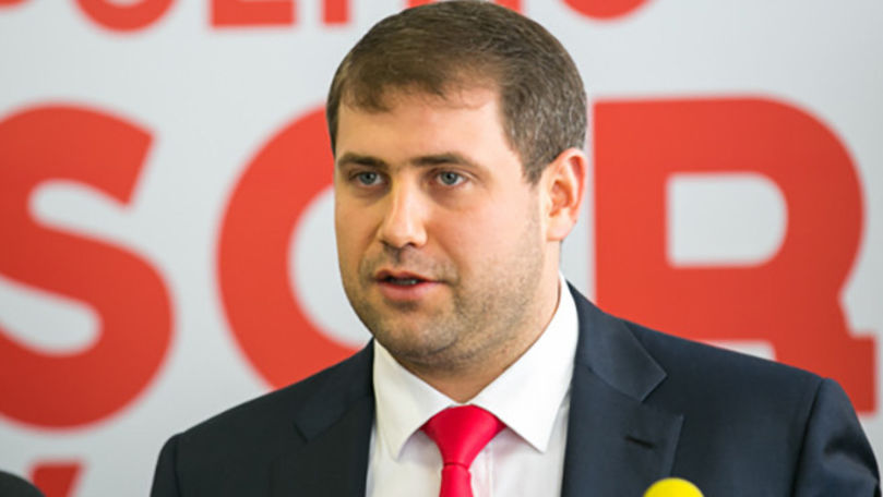Второе на этой неделе заседание по делу Илана Шора отложено.