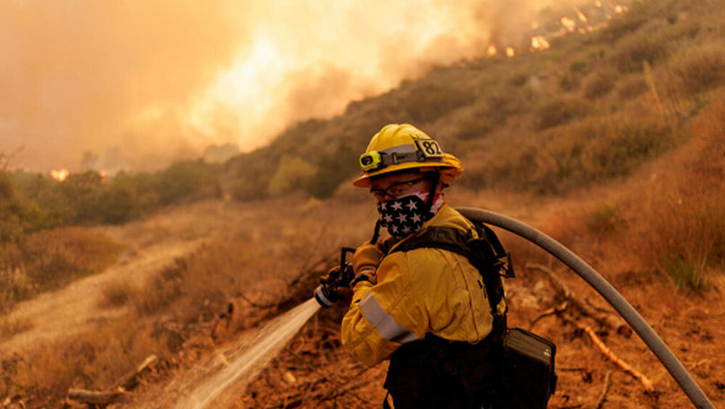 Incendiu în California: Mii de oameni au primit ordin de evacuare