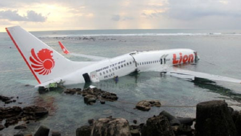 Avion prăbușit în Indonezia: A fost găsită a doua cutie neagră