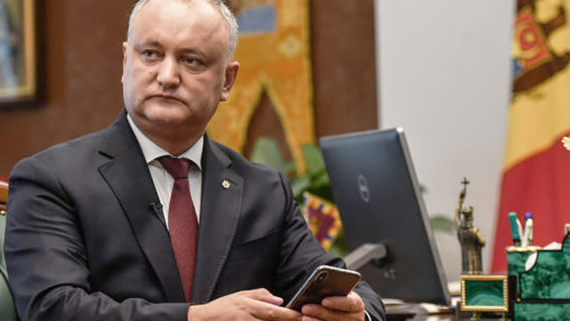 Додон сообщил, что когда Санду была премьер-министром, она была готова поехать в Москву.
