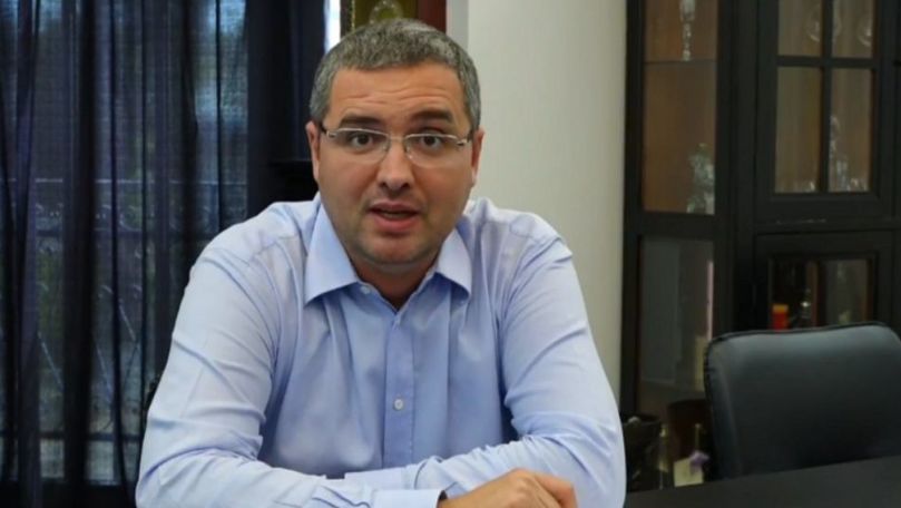 Кандидат в президенты от Нашей партии Ренато Усатый.