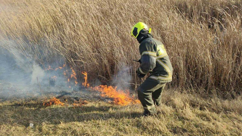 IGSU avertizează: Există riscul izbucnirii incendiilor de vegetație