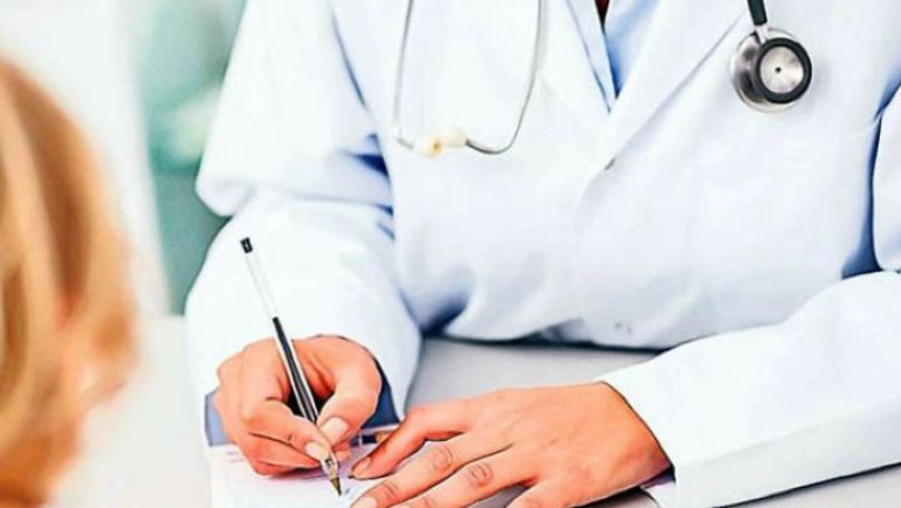 Șefa policlinicii unde a fost vaccinat bărbatul care a murit, demisă