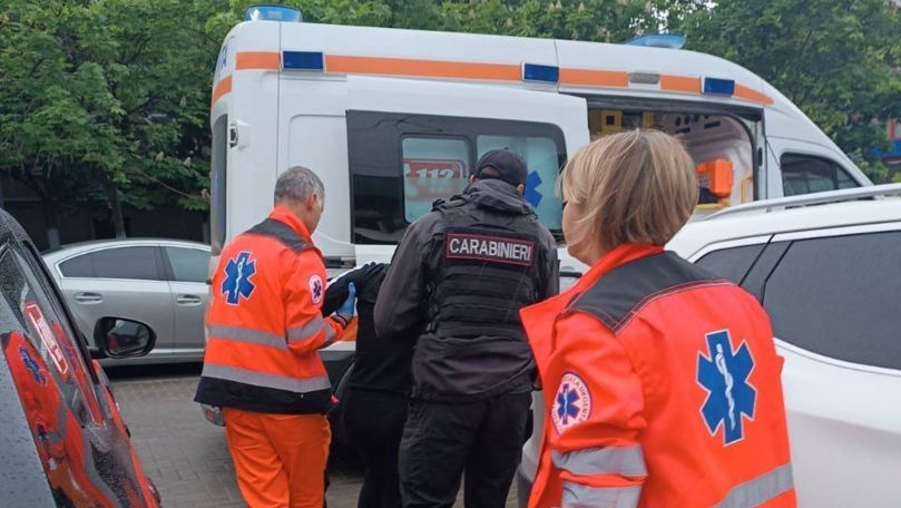 O femeie, salvată de carabinieri. I-au acordat primul ajutor medical