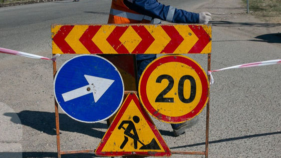 Lucrări pe strada Bogdan Voievod. Traficul rutier, parțial suspendat