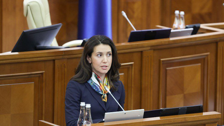 Propunerea Olesei Stamate de a crea o comisie de anchetă a fost respinsă