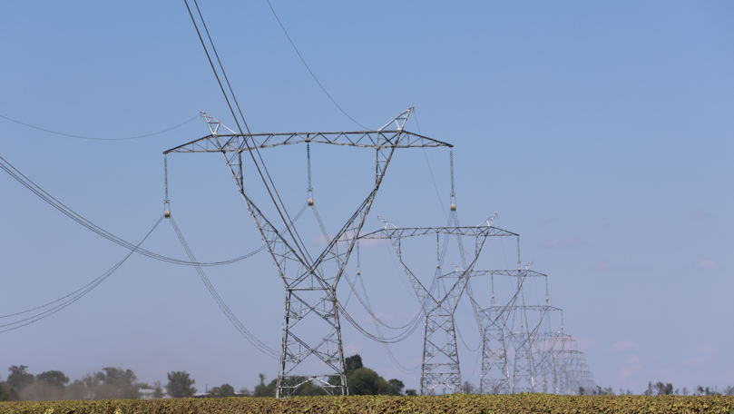 75% din pilonii liniei electrice Vulcănești–Chișinău sunt deja asamblați