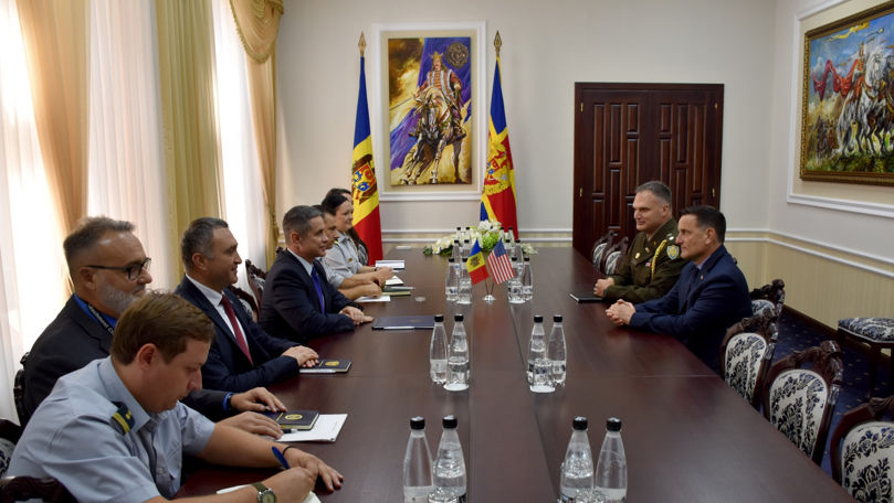 Cooperare în domeniul apărării: Nosatîi s-a întâlnit cu Pietrowicz
