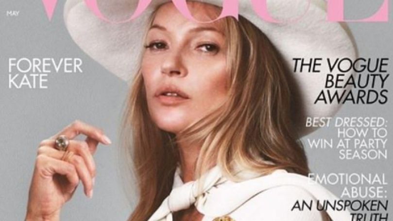 Kate Moss, dezbrăcată la 45 de ani pe coperta unei reviste