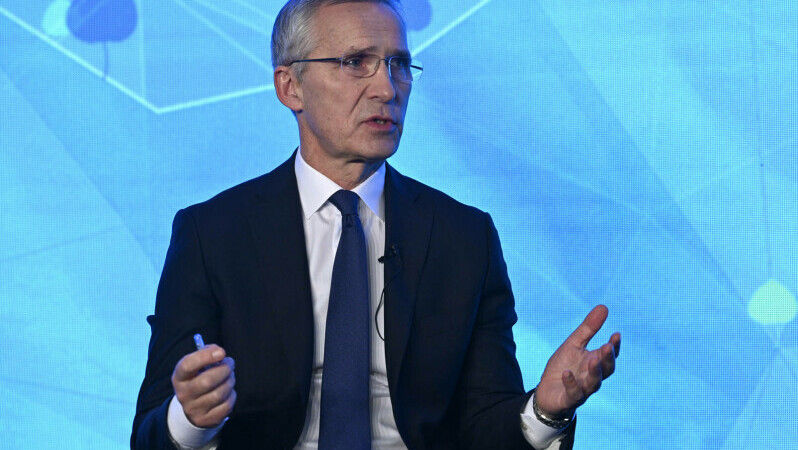 Stoltenberg: Mă tem că războiul din Ucraina va scăpa de sub control