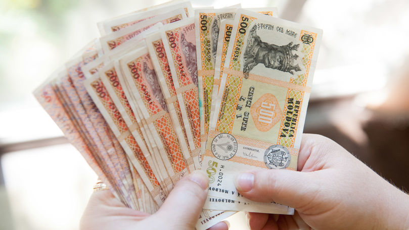 BNM: Moldovenii accesează tot mai multe împrumuturi de la bănci