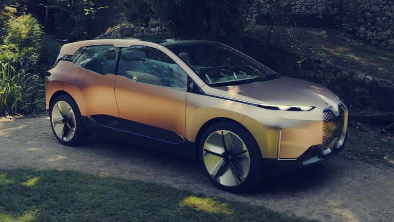 BMW Vision iNEXT ne arată viitorul autonom și electric al mașinilor